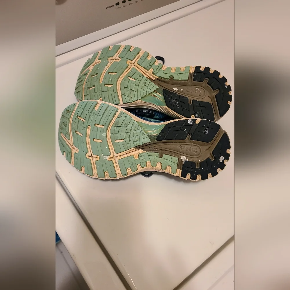 Brooks Blue and Green Sneakers with Mesh Upper and Cushioned Midsole - Picture 5 of 5